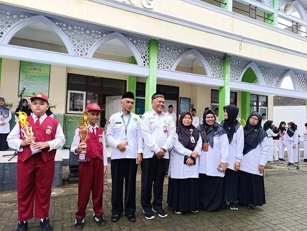 Tradisi Juara
